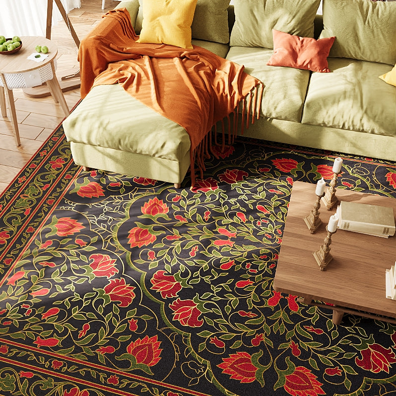 Red & Burgundy Rugs
